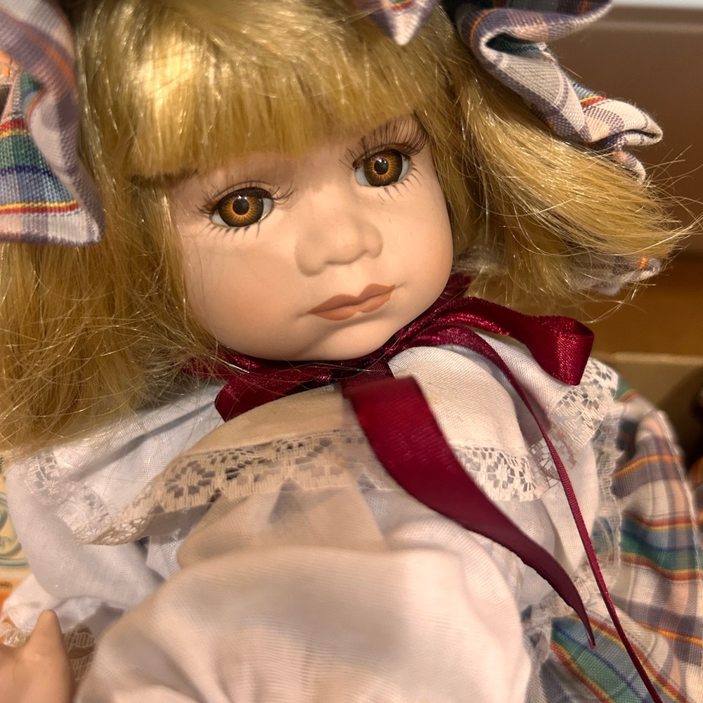 Ashley Belle Fine Porcelain Tina 10 inch Doll